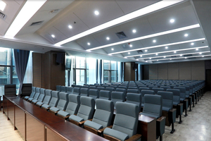 泰安市12345政務服務熱線
采編錄制多功能室